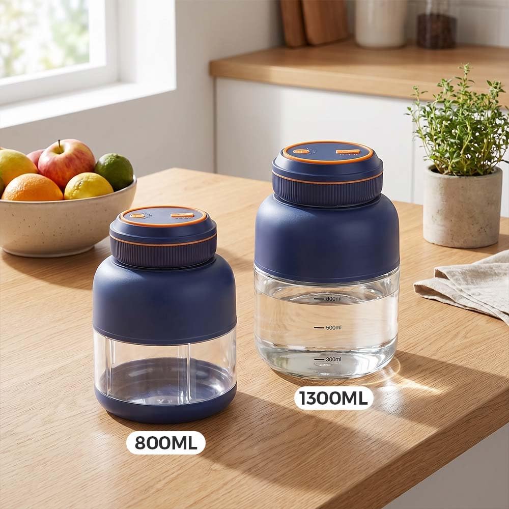 Portable Household Appliances Juicer, Electric Juicer Cup, Cordless Juice Mug with Dual Lid Design, Compact Travel Drinking Cup, Personal Blender for Smoothies, Juice (Navy, 800 ML)