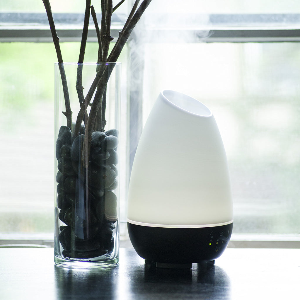 HealthSmart 500ML Essential Oil Diffuser for Large Rooms, Cool Mist Humidifier and Aromatherapy Diffuser, Adjustable Timer, Mist Mode and 7 LED Light Colors, White (Pack of 1)